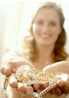 Rachat d’or : vendre des vieux bijoux en or avec le spécialiste cashvsgold.com